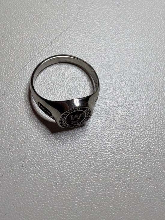Vintage 1987 University of Wisconsin Class Ring, Herff Jones Ultrium, Size 5.5 - Picture 7 of 7